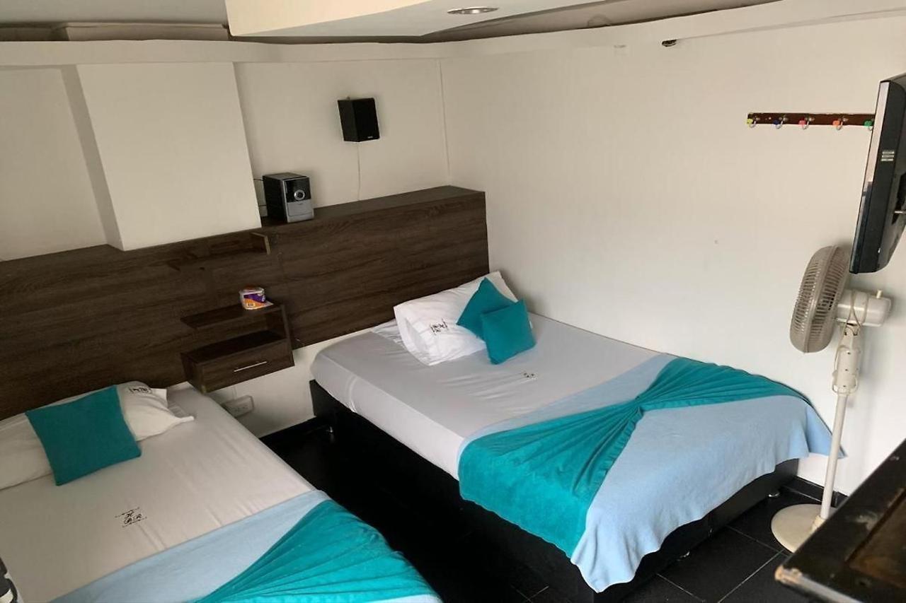 Hotel Bucaramanga Real Екстериор снимка