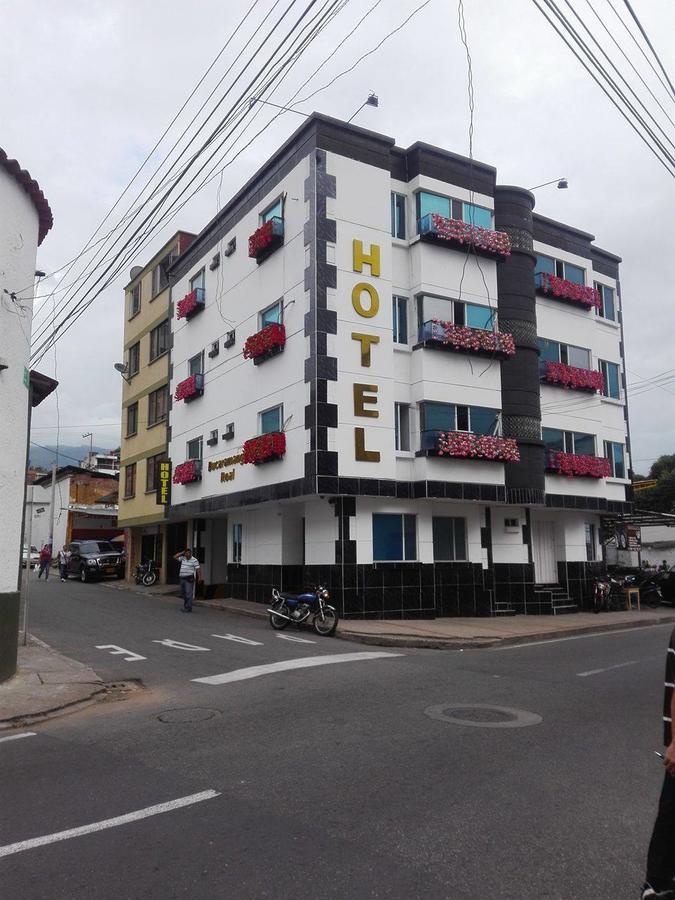 Hotel Bucaramanga Real Екстериор снимка