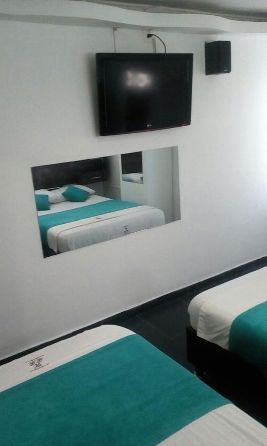 Hotel Bucaramanga Real Екстериор снимка